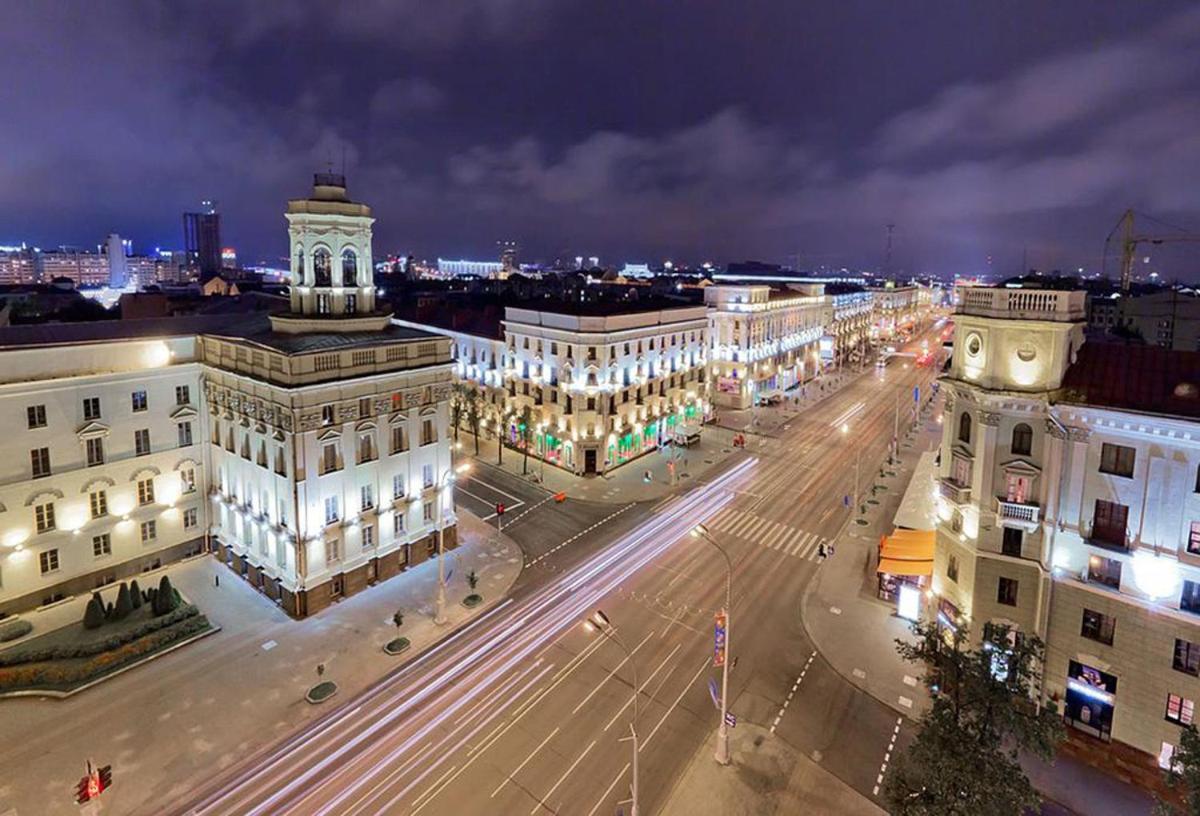 Апартаменты На Красной Minsk Exterior photo